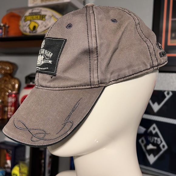 Jimmie Johnson NASCAR Hat adjustable Velcro a classic from the past - Picture 2 of 7